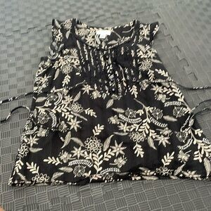 Ann Taylor Loft black with beige flowers size 6 petite sleeveless